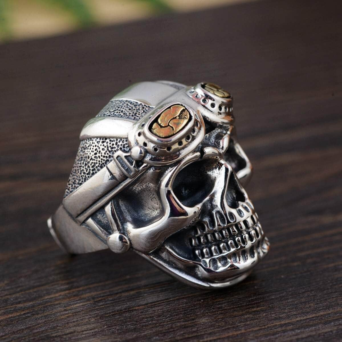 Bague Biker - Crâne Casqué (Argent) - Mr. Biker