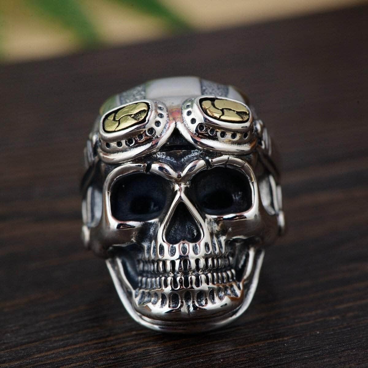Bague avec Tête de Mort et Casque